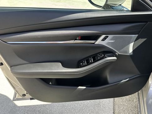 New 2026 MAZDA MAZDA3 2.5 S Hatchback w/ Premium Pkg image 39