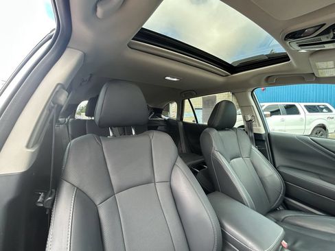 Used 2023 Subaru Outback Limited AWD/4WD image 28