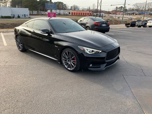Used 2017 INFINITI Q60 Red Sport 400 image 13