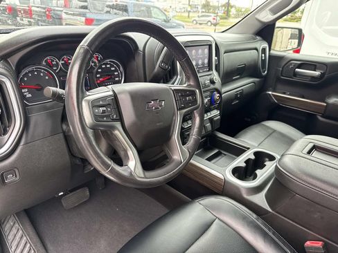 Used 2021 Chevrolet Silverado 1500 LT Trail Boss w/ Convenience Package II AWD/4WD image 20