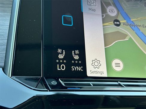 New 2025 Volkswagen Atlas SEL image 19