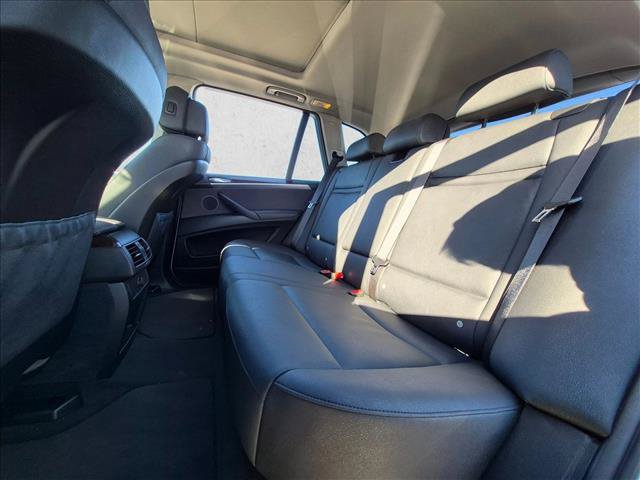 Used 2010 BMW X5 xDrive30i AWD/4WD image 17
