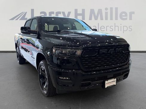 New 2026 RAM 1500 Big Horn AWD/4WD image 7