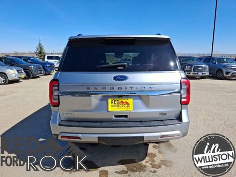 Used 2024 Ford Expedition Limited AWD/4WD image 6