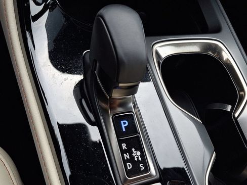 Used 2022 Lexus NX 350h AWD image 17