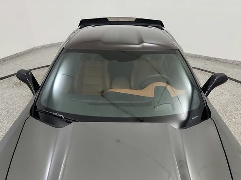 Used 2015 Chevrolet Corvette Z06 w/ 3LZ Preferred Equipment Group RWD image 11