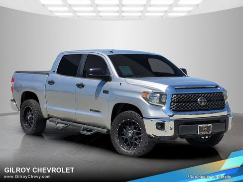 Used 2018 Toyota Tundra SR5 RWD image 1