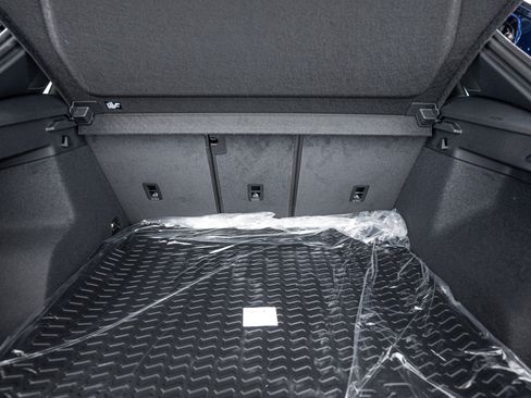 New 2025 Audi Q3 2.0T Premium image 16