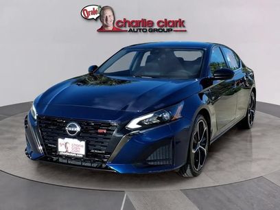 Used 2024 Nissan Altima 2.5 SR