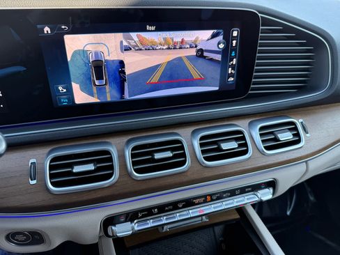 Certified 2024 Mercedes-Benz GLE 350 4MATIC image 17