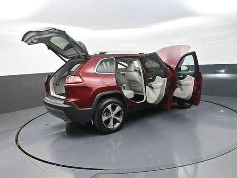 Used 2020 Jeep Cherokee Limited AWD/4WD image 37