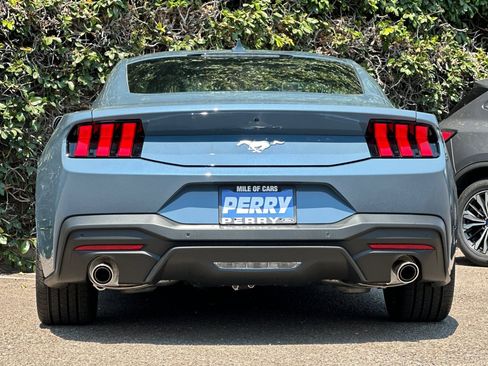 New 2025 Ford Mustang EcoBoost image 5