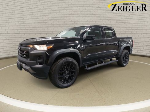 Used 2023 Chevrolet Colorado Trail Boss w/ LPO, Dark Essentials Package image 1