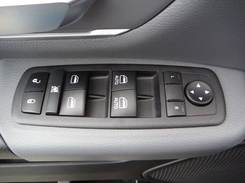 Used 2023 RAM 1500 Big Horn AWD/4WD image 21
