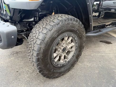 Used 2021 Jeep Wrangler Unlimited Rubicon w/ Trailer Tow Package AWD/4WD image 7