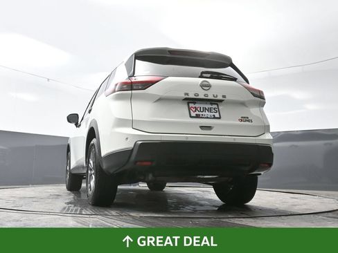 Used 2024 Nissan Rogue S AWD/4WD image 56