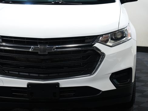 Used 2020 Chevrolet Traverse L FWD image 10