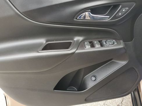 Used 2019 Chevrolet Equinox LT FWD image 20