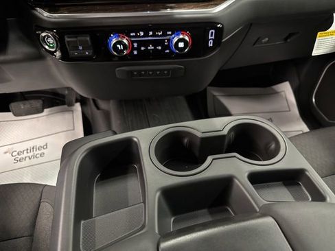 New 2026 GMC Sierra 2500 SLE w/ Preferred Package AWD/4WD image 17