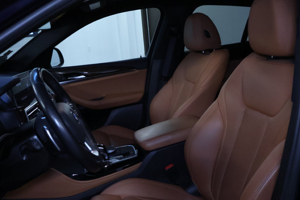 Used 2022 BMW X4 xDrive30i AWD/4WD image 15
