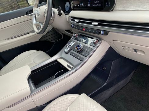 Used 2024 Hyundai Palisade Calligraphy image 44