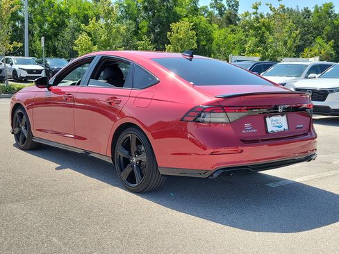 Used 2024 Honda Accord Sport image 4