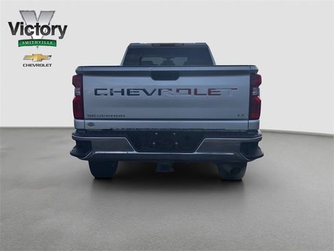Used 2023 Chevrolet Silverado 2500 LT w/ Convenience Package image 5