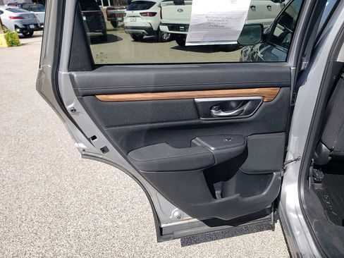 Used 2019 Honda CR-V EX image 12