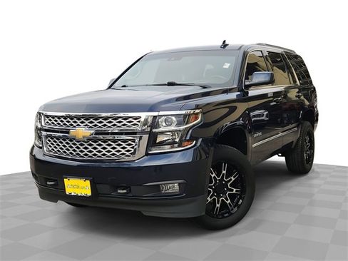 Used 2019 Chevrolet Tahoe LT w/ LT Signature Package image 1