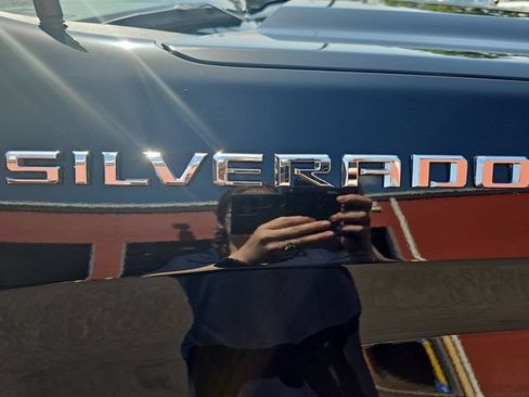 Used 2021 Chevrolet Silverado 1500 Custom AWD/4WD image 33