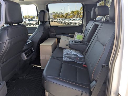 New 2025 Ford F250 Lariat w/ Lariat Ultimate Package image 15
