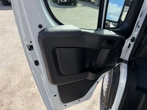Used 2025 RAM ProMaster 2500 image 13