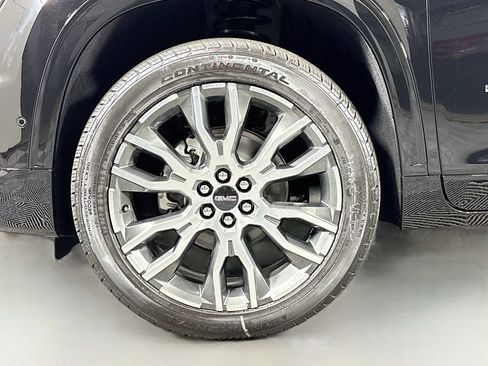 New 2026 GMC Acadia Denali Ultimate AWD/4WD image 32