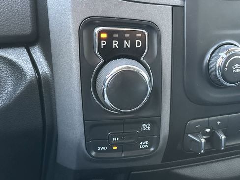 Used 2015 RAM 1500 Express image 24