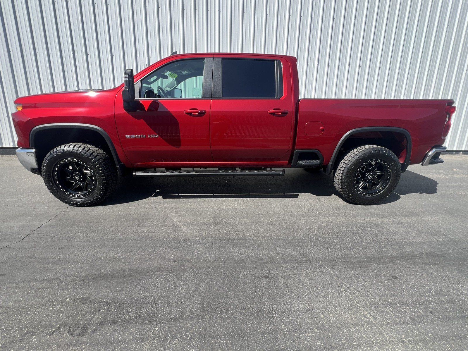 Used 2024 Chevrolet Silverado 2500 LT RWD image 3
