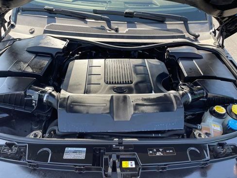 Used 2013 Land Rover LR4 HSE image 34