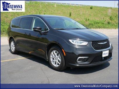 Certified 2023 Chrysler Pacifica Touring-L