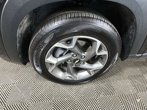 Used 2026 Chevrolet Trax LT w/ Driver Confidence Package FWD image 10
