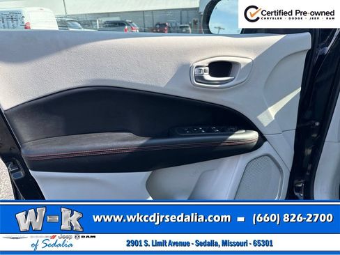Certified 2017 Jeep Compass Limited AWD/4WD image 17