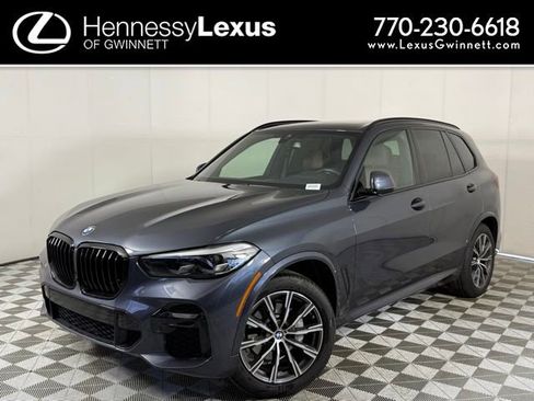 Used 2022 BMW X5 sDrive40i w/ M Sport Package RWD image 1