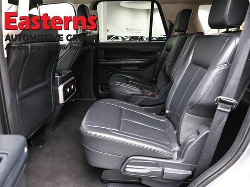 Used 2024 Ford Expedition XLT image 21