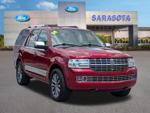 Used 2014 Lincoln Navigator 2WD image 1