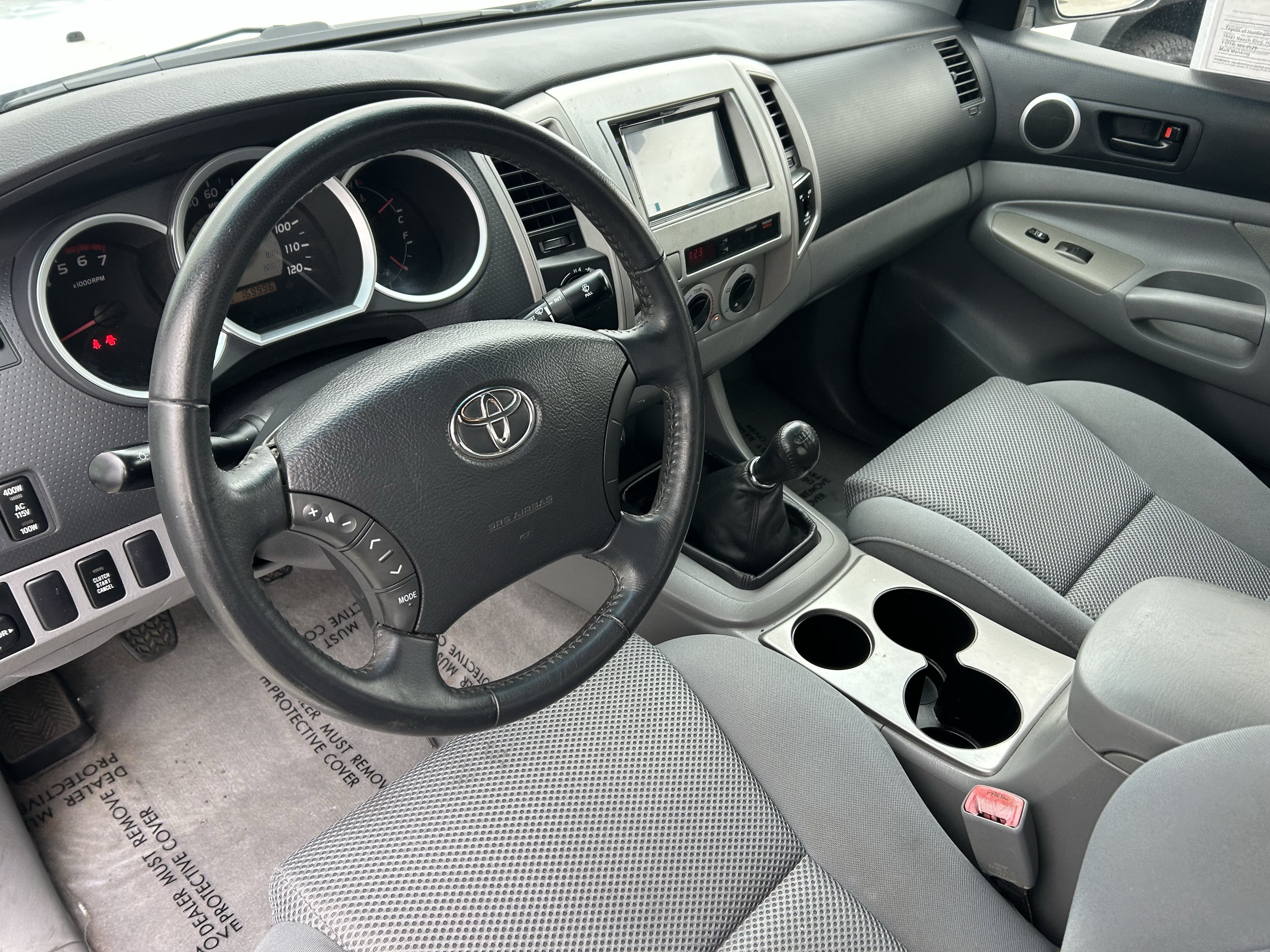 Used 2005 Toyota Tacoma 4x4 Access Cab image 18