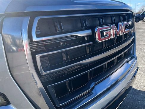 Used 2024 GMC Yukon AT4 w/ AT4 Premium Plus Package image 30