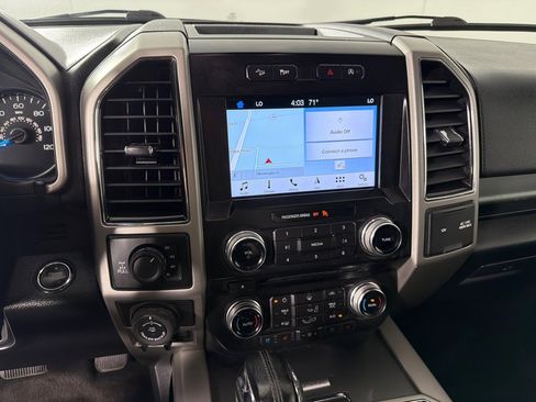 Used 2017 Ford F150 Lariat w/ Equipment Group 502A Luxury image 17