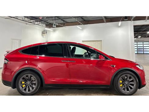 Used 2018 Tesla Model X 75D image 9