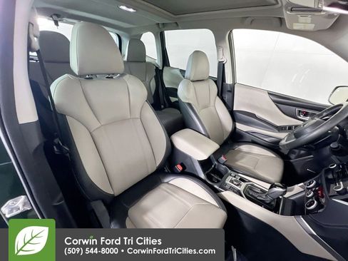 Used 2023 Subaru Forester Limited image 18