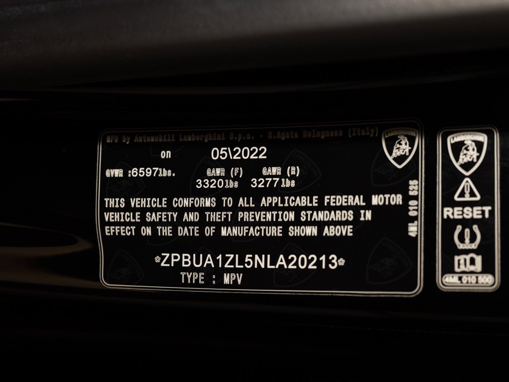 Used 2022 Lamborghini Urus AWD/4WD image 75