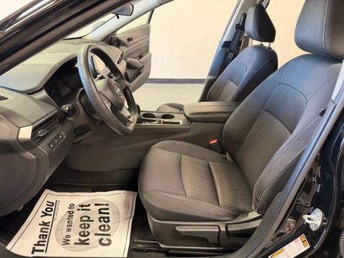 Used 2024 Nissan Altima 2.5 S FWD image 9