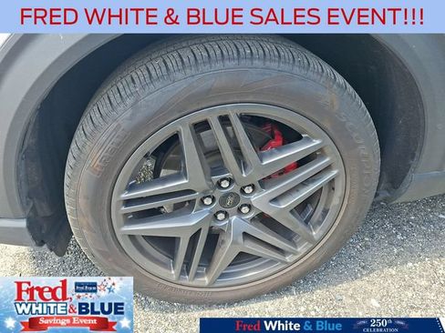 Certified 2025 Ford Explorer ST w/ Sun And Sound Package AWD/4WD image 4